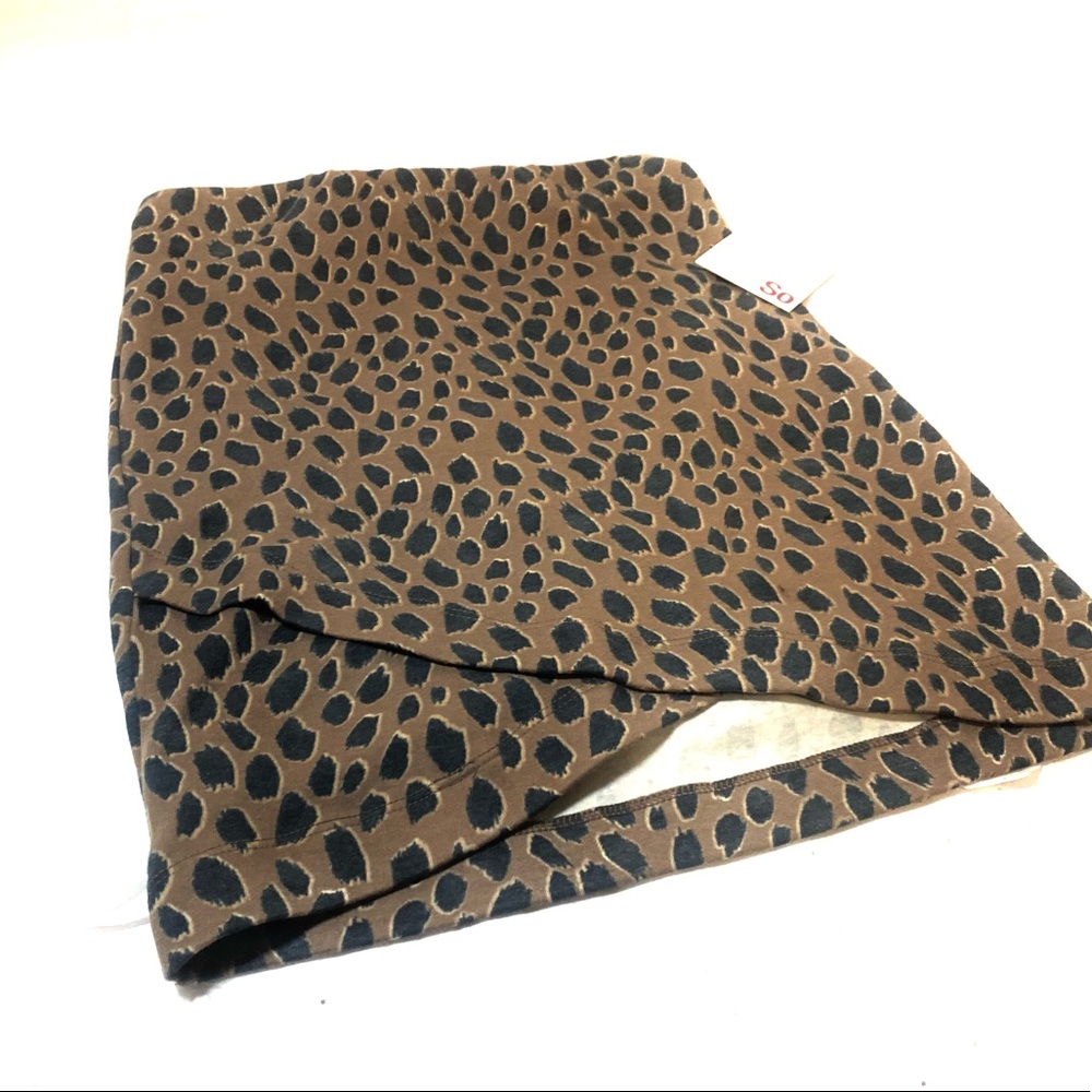 So NWT Lady’s Leapord mini wrap skirt xs